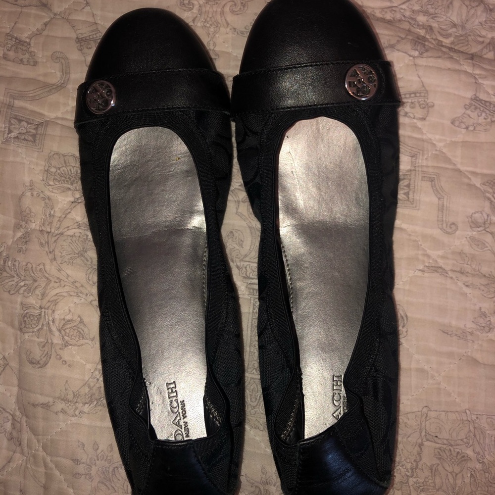 Size 10 Coach Flats worn once!